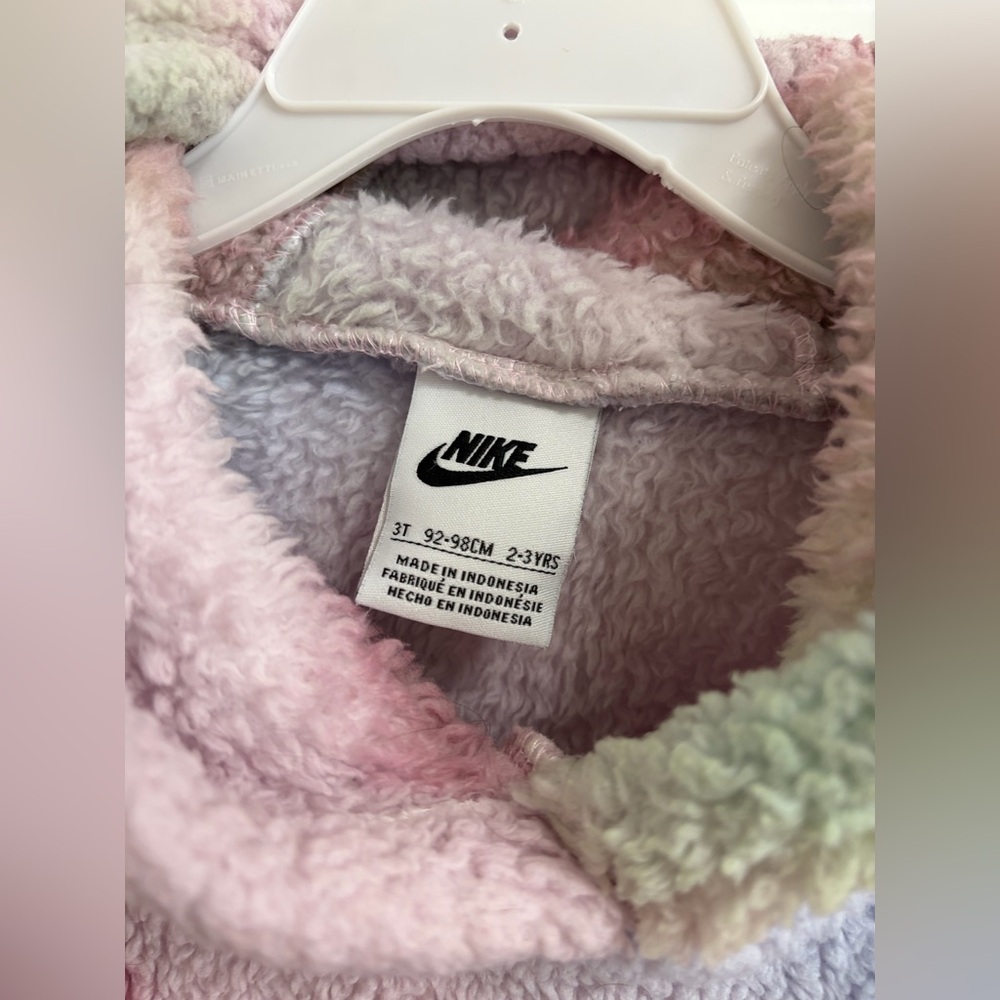 Nike Kids Pink Sherpa Hoodie with Pastel Tie-Dye Accents - Picture 4 of 7